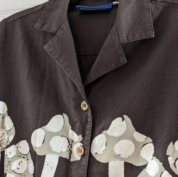 Big Bud Press mushroom shirt, NWOT, size XS - Picture 4 of 5